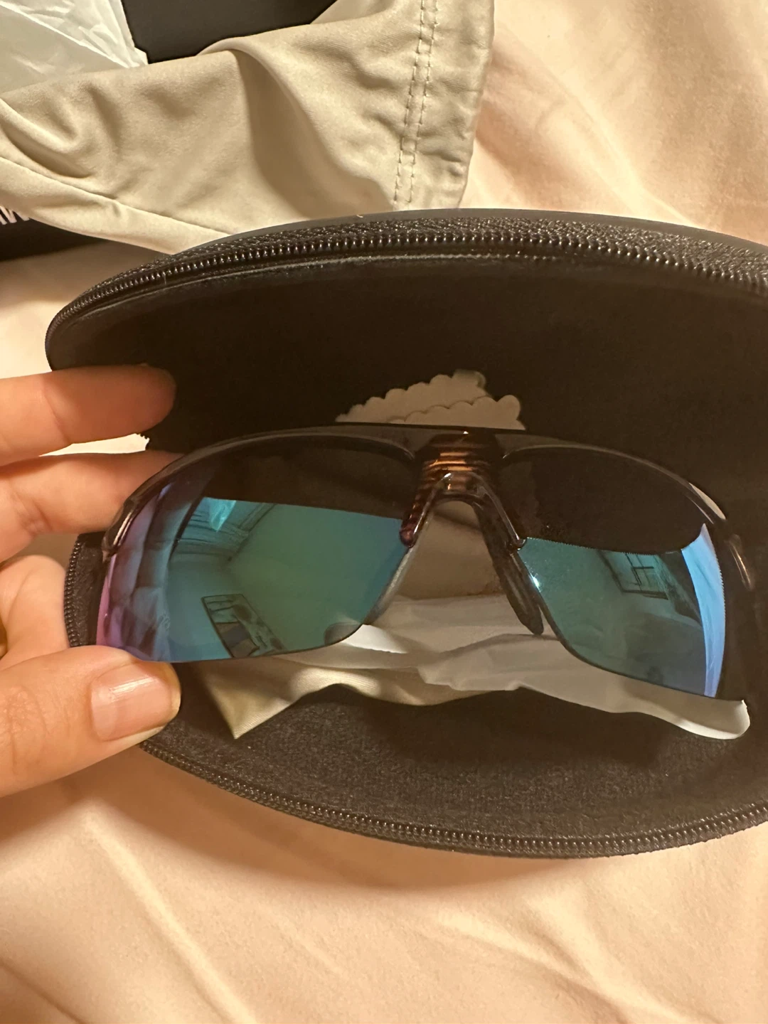 Callaway Polarized Sunglasses with Case - photo 2