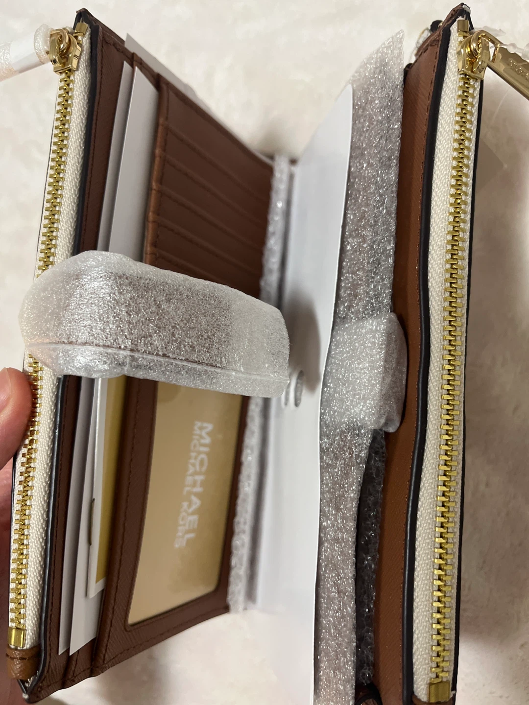 Michael Kors Women’s Wallet - photo 4
