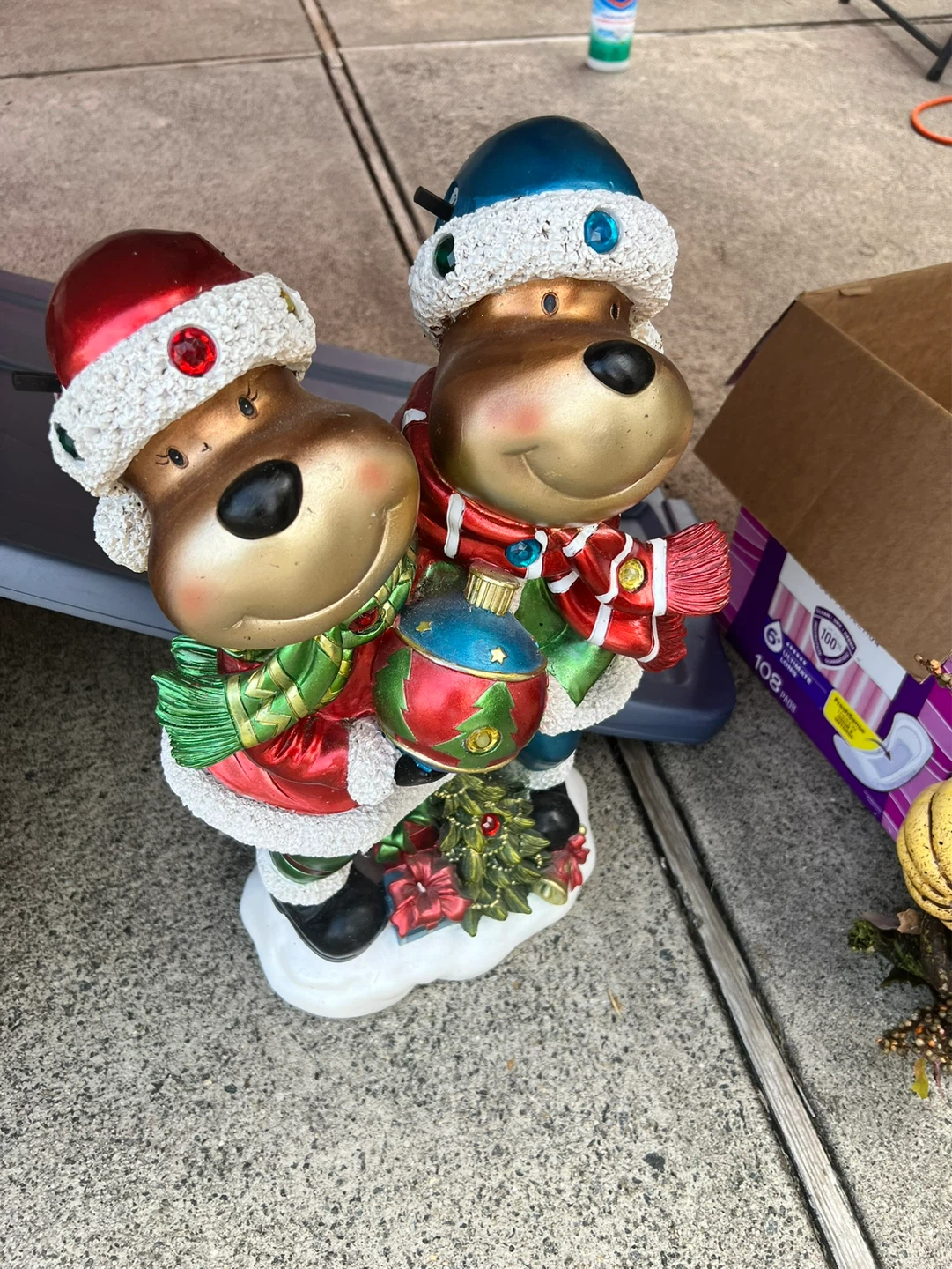 Christmas Reindeer Figurine Couple