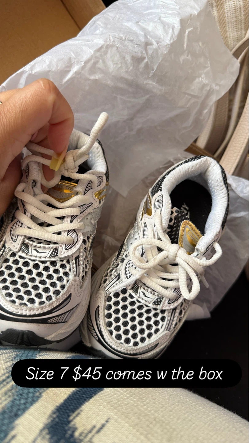 Saucony Kids Running Shoes Size 7