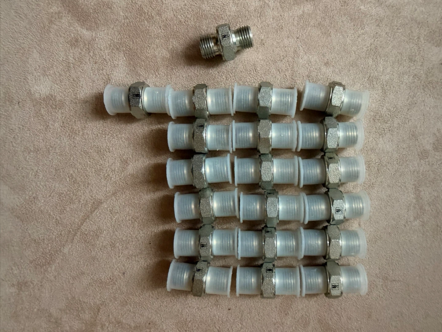 17 Piece Pipe Fitting Assortment
