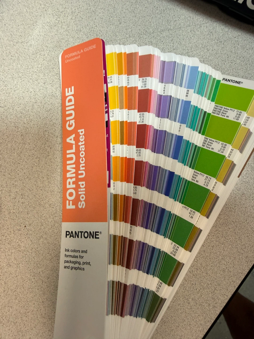 Pantone Formula Guide Solid Uncoated Color Swatch Book