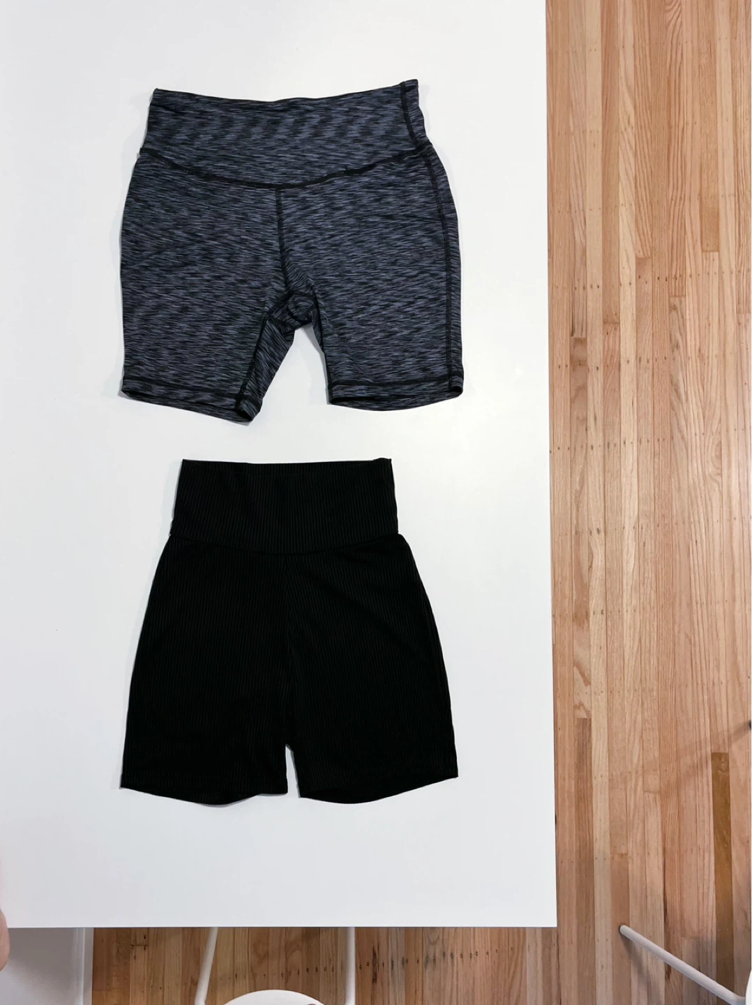 Lot of 2 Women's Shorts - Shein & Flex'n Size M