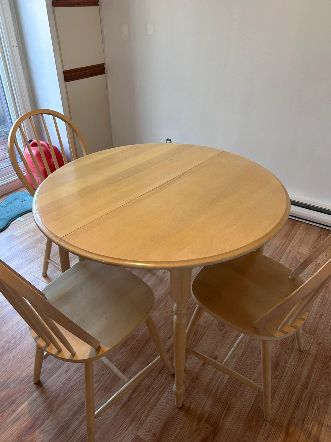 Light Wood Dining Table and Chairs Set