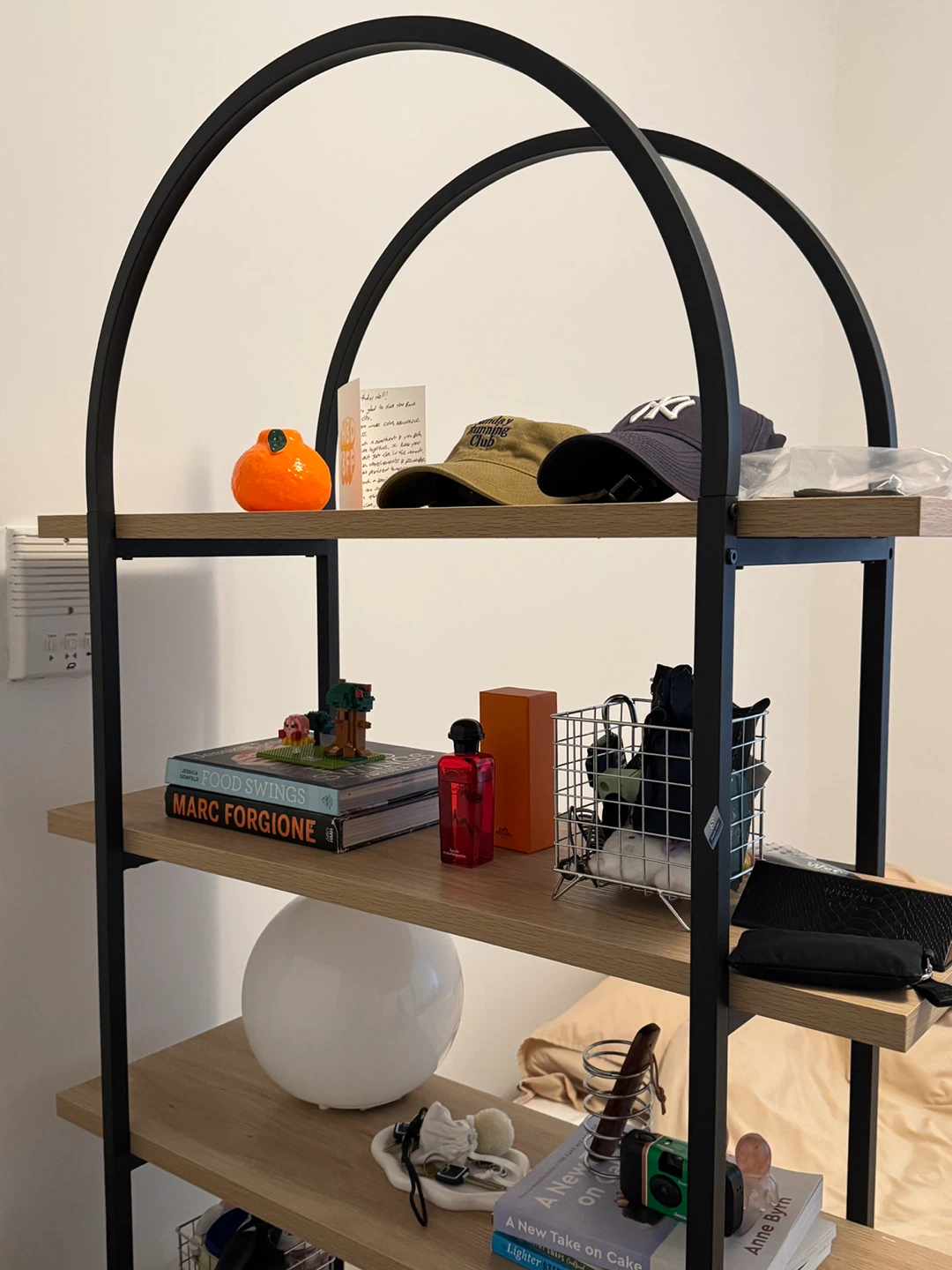 Arch Bookshelf with 5 Tiers and Oak Finish - photo 2