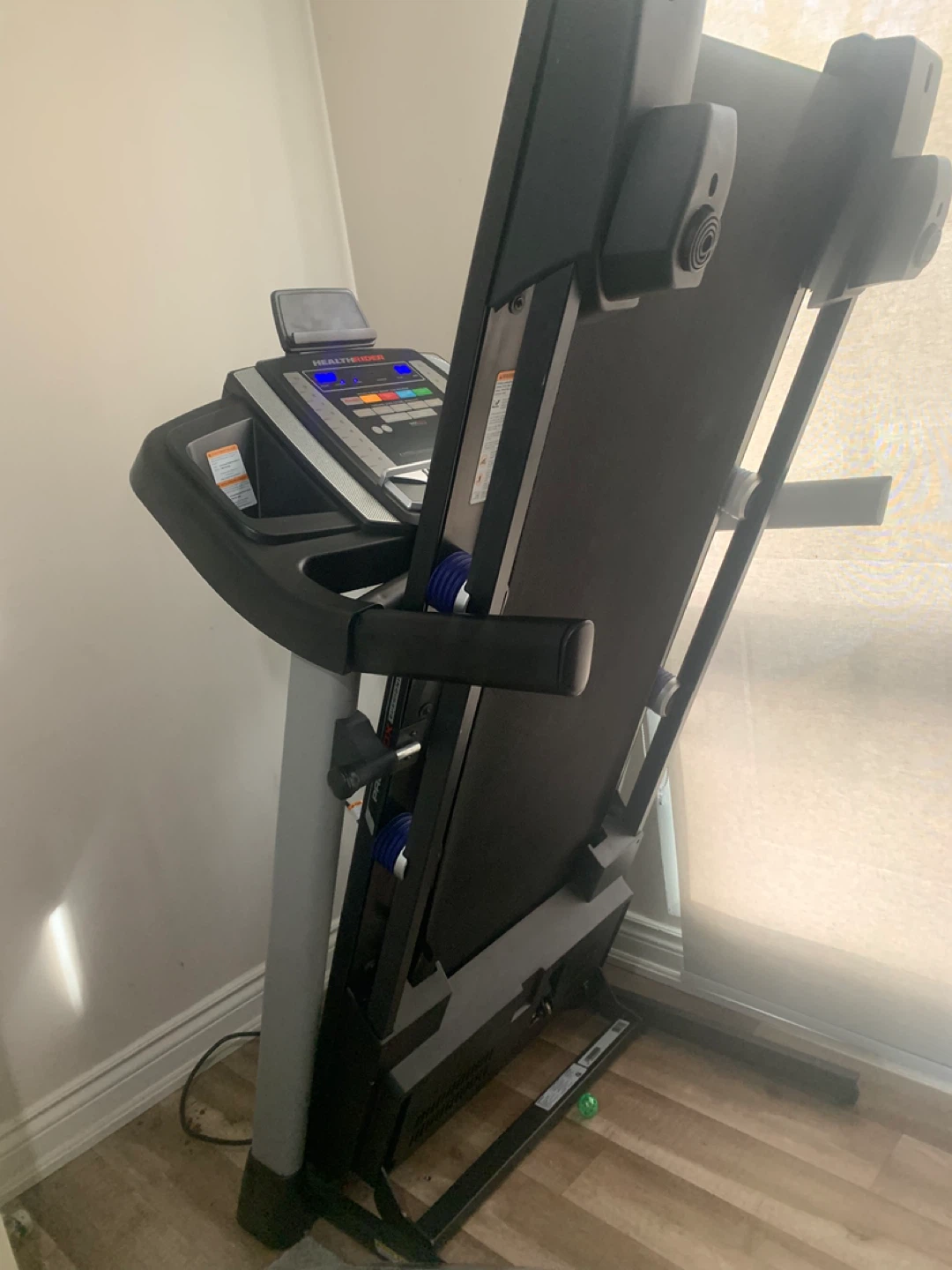 HealthRider Treadmill with Jillian Michaels Workout Programs - photo 3