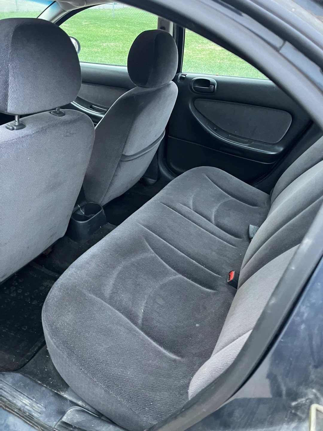 2002 Chrysler Sebring LX Sedan - photo 3