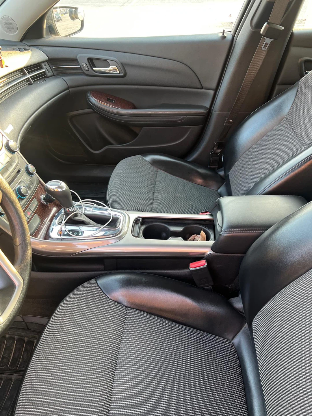 Used Chevrolet Malibu - photo 4