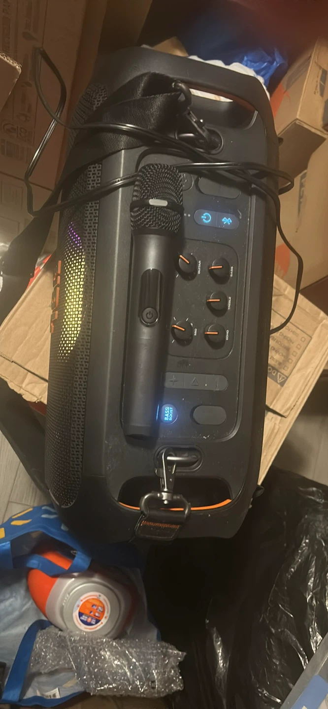 JBL Party Speaker with Microphone