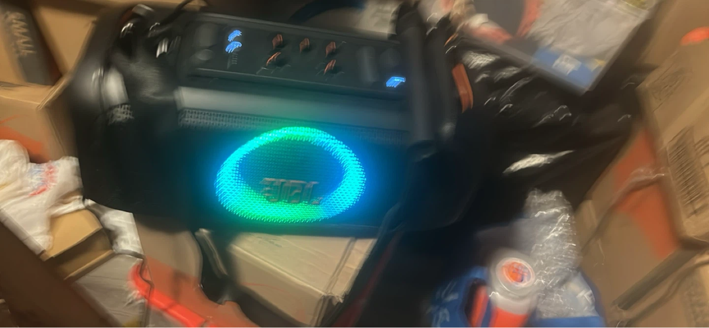 JBL Party Speaker with Microphone - photo 2