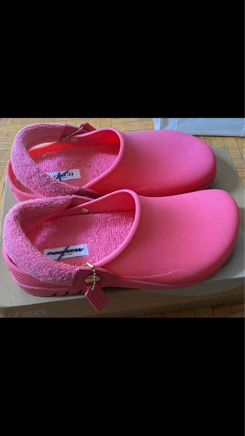 COACH Bright Pink Terry Lola Clogs Size 8 👡🩷 🌺🌸🌷 - photo 3
