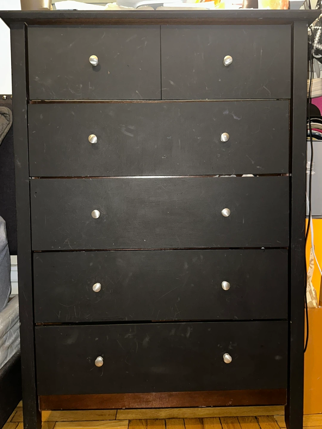 Black 6-Drawer Dresser