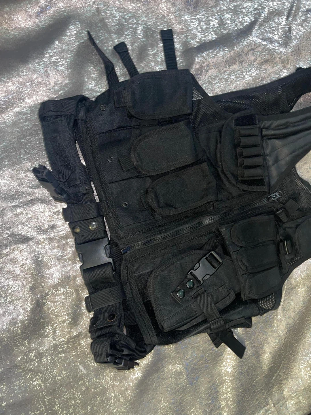 Black Tactical Vest with Multiple Pouches - photo 3