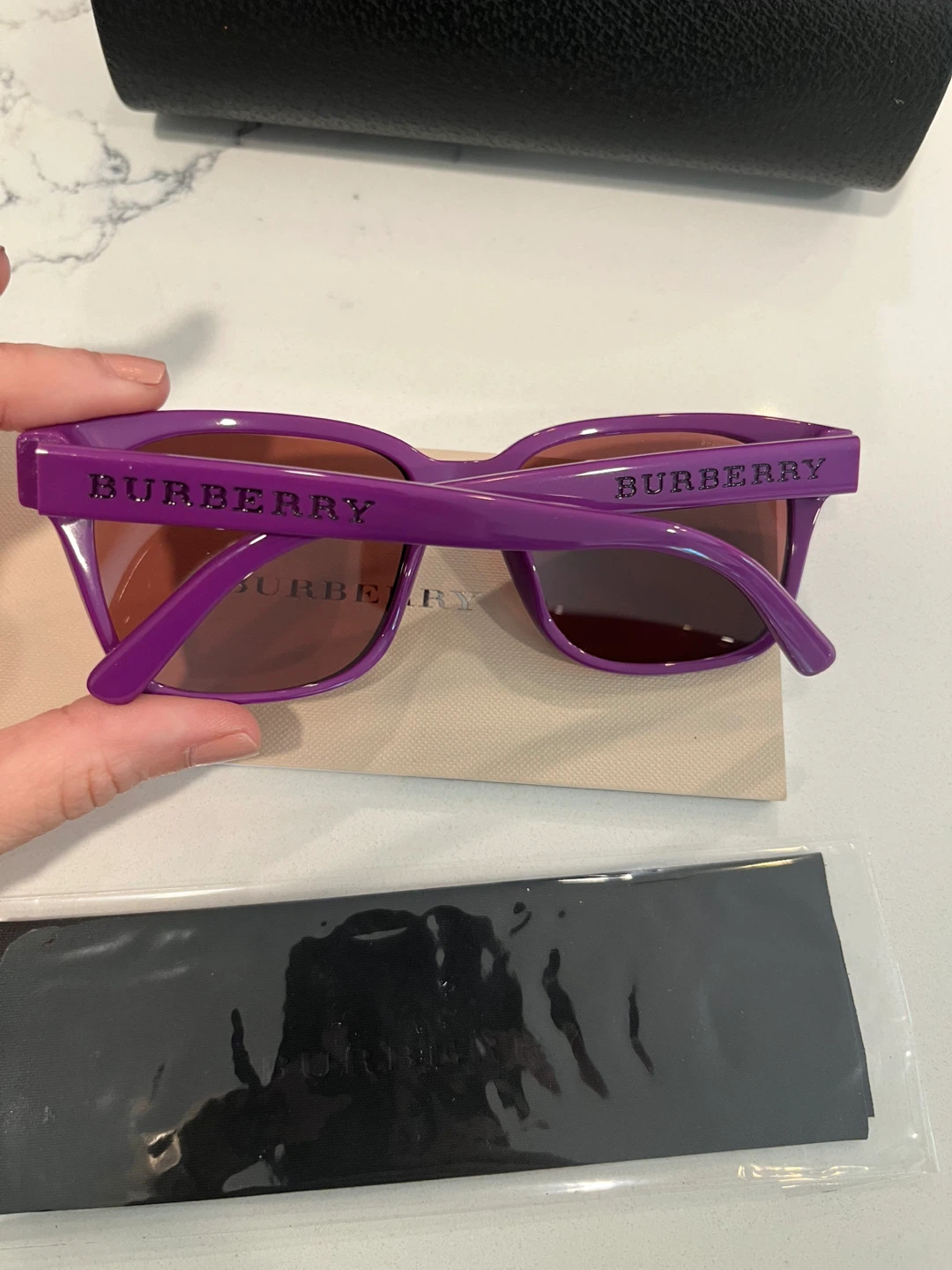 Authentic Burberry Purple Sunglasses B 4140 - photo 2