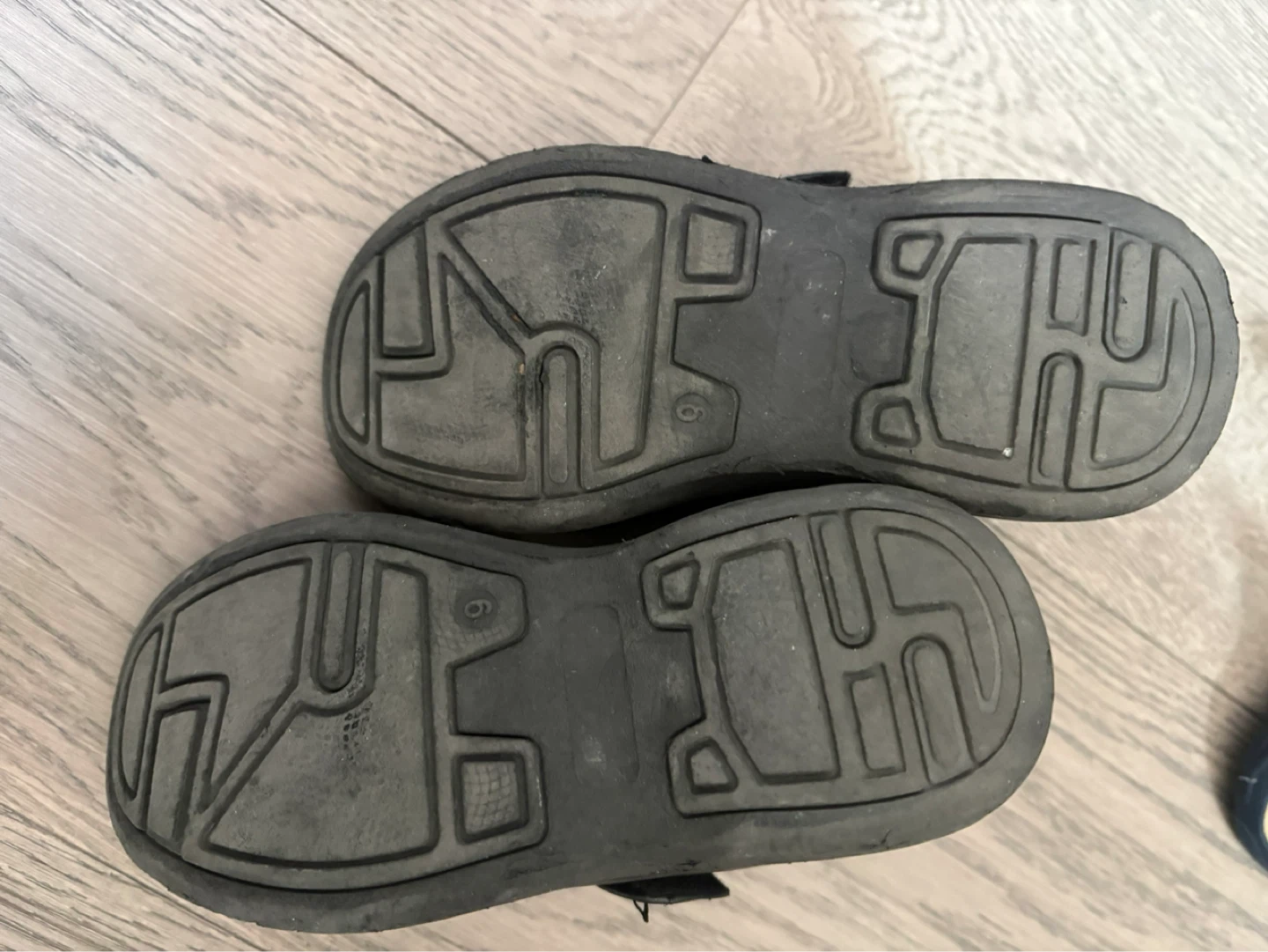 Kids Black Loafers Size 9 - photo 3