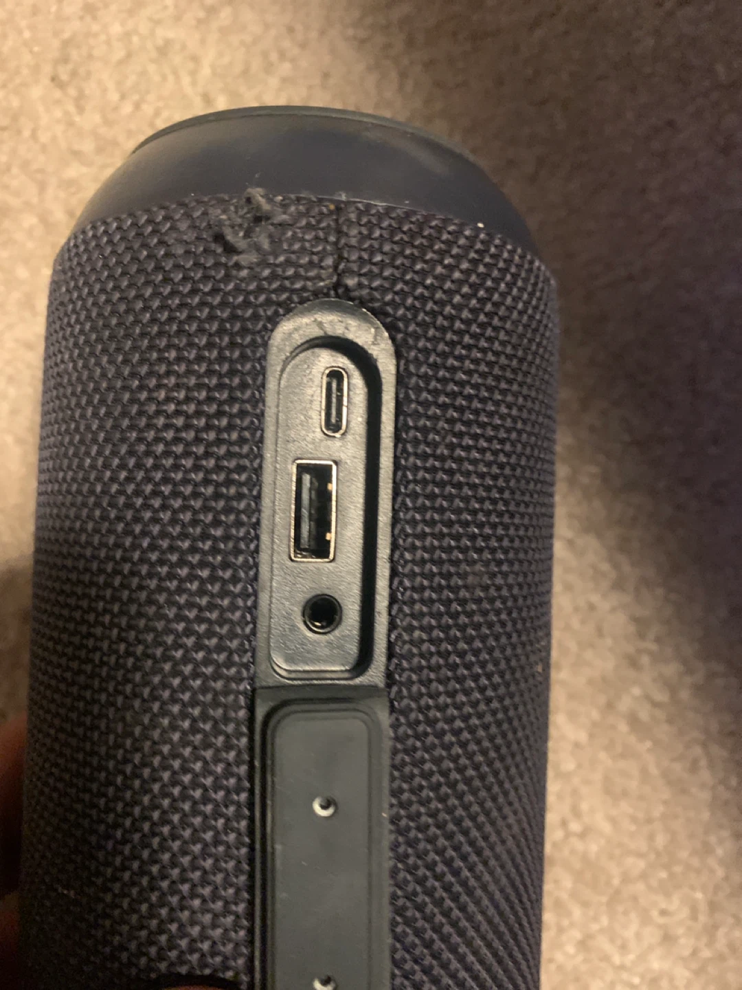 Onn rugged Bluetooth Speaker large - photo 3