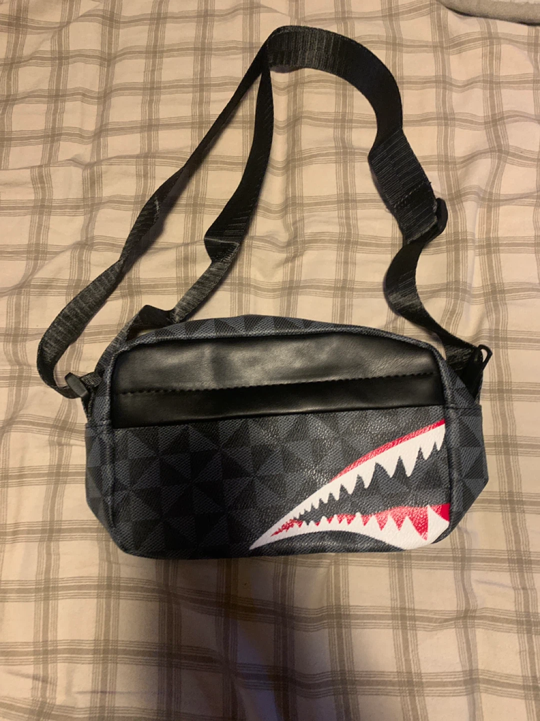 Spraygrounds Crossbody Bag