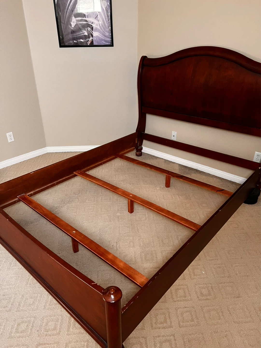 Dark Wood Bed Frame with Headboard Queen size - photo 4
