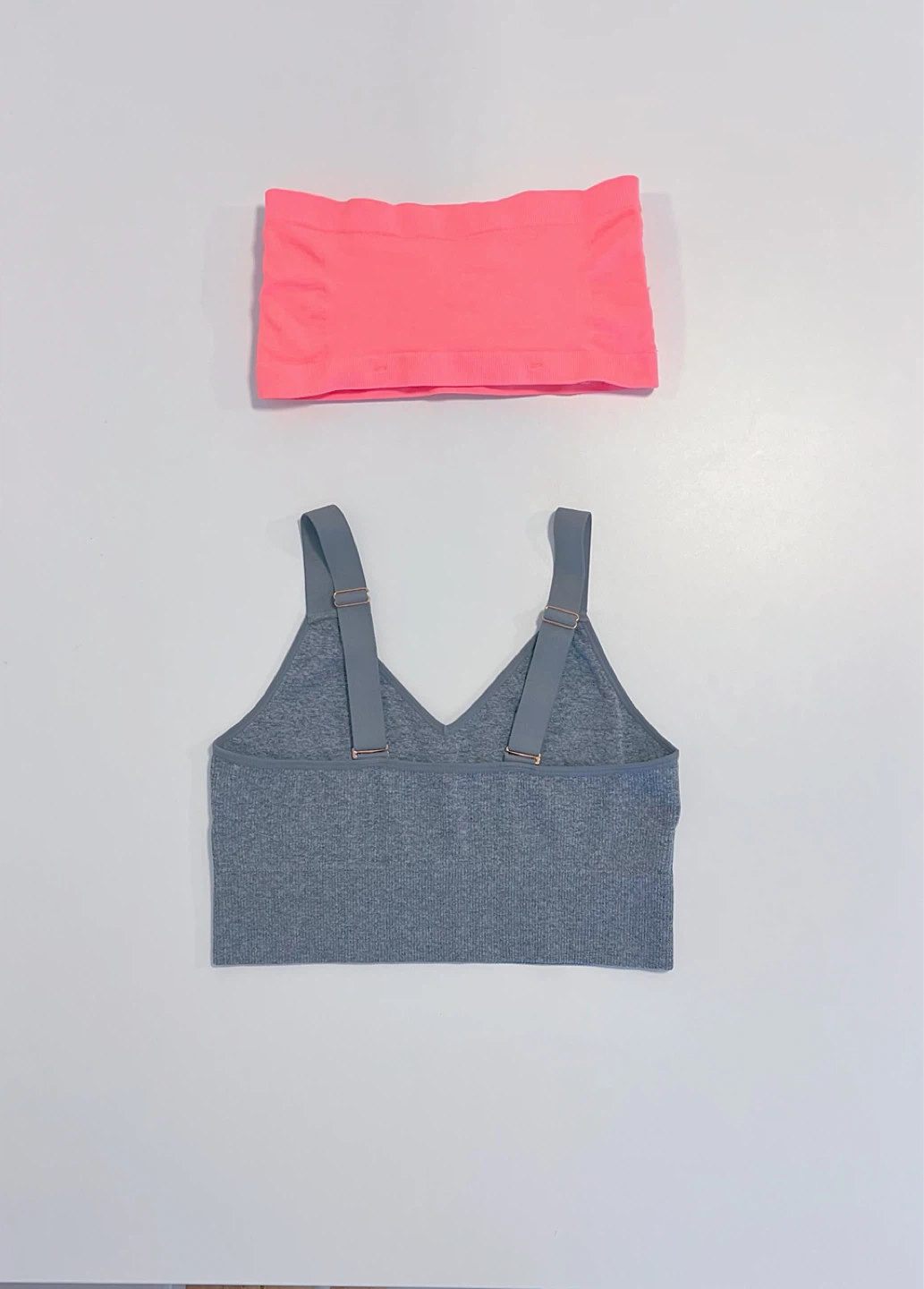Pink Strapless Bra and Grey V-Neck Bralette - Size M - photo 2