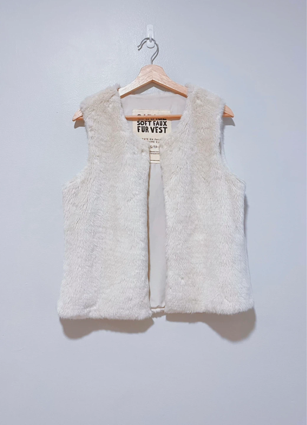 MUJI Puffer Jacket  & Garage Faux Fur Vest - photo 3