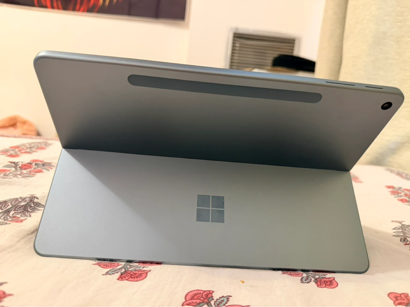 Microsoft Surface Pro 12in 1st Gen - photo 4