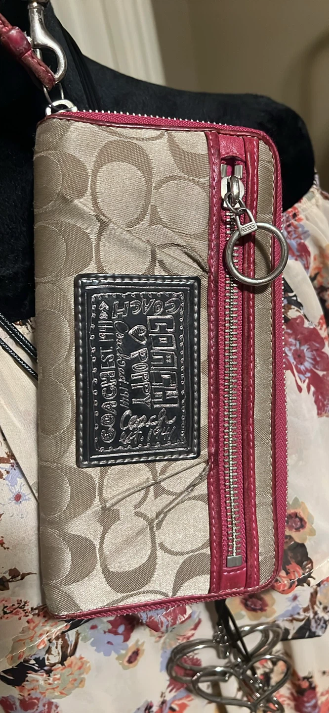 Coach Poppy Signature Zip Around Wallet