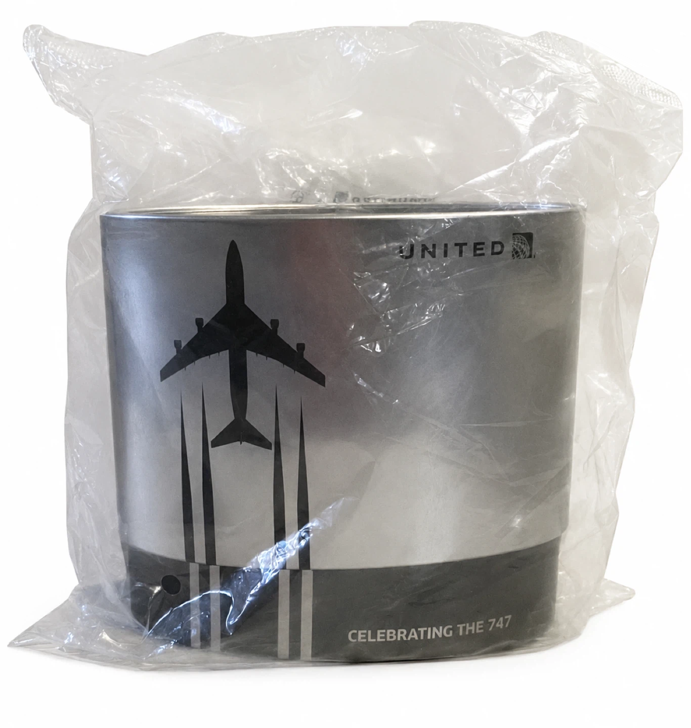 RARE United Airlines Boeing 747 Retirement Amenity Tin Sealed ✈️