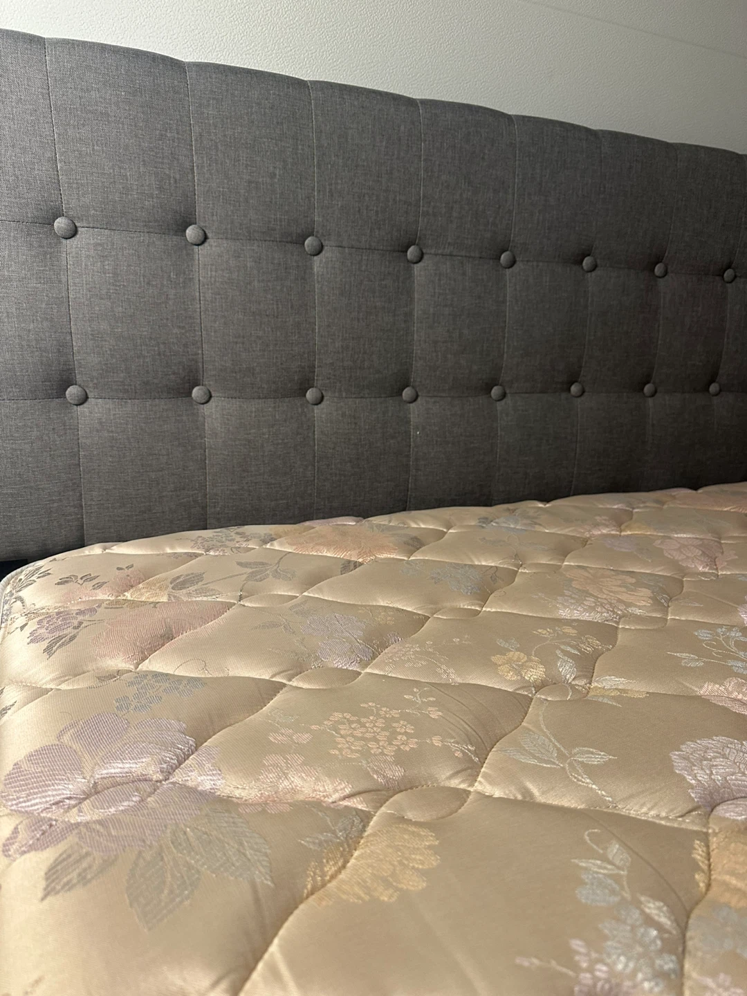Grey Queen Size Complete Bed Set | New Condition - photo 2