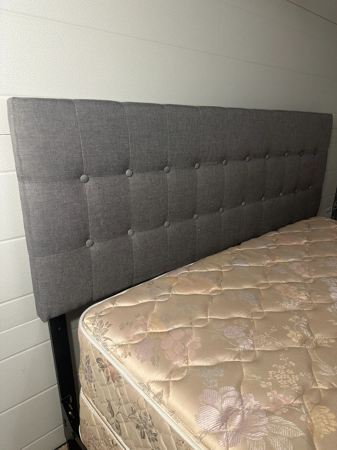 Grey Queen Size Complete Bed Set | New Condition - photo 3