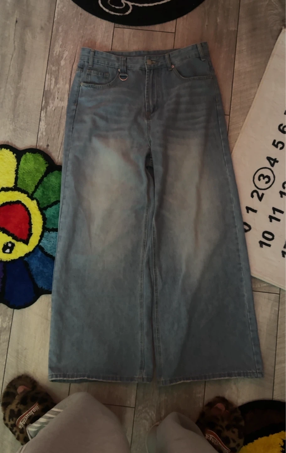 Wide Leg Denim Jeans - Light Wash & Black
