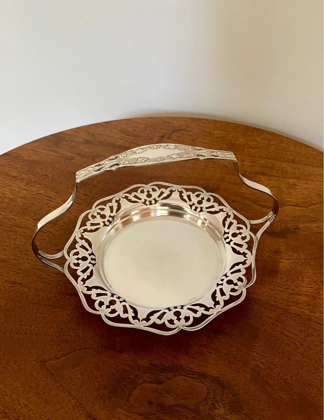 Vintage WM Rogers Pierced Silver Plate Basket