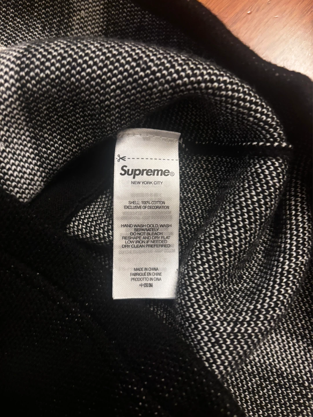 Supreme x Umbro Black Soccer Shorts - photo 3
