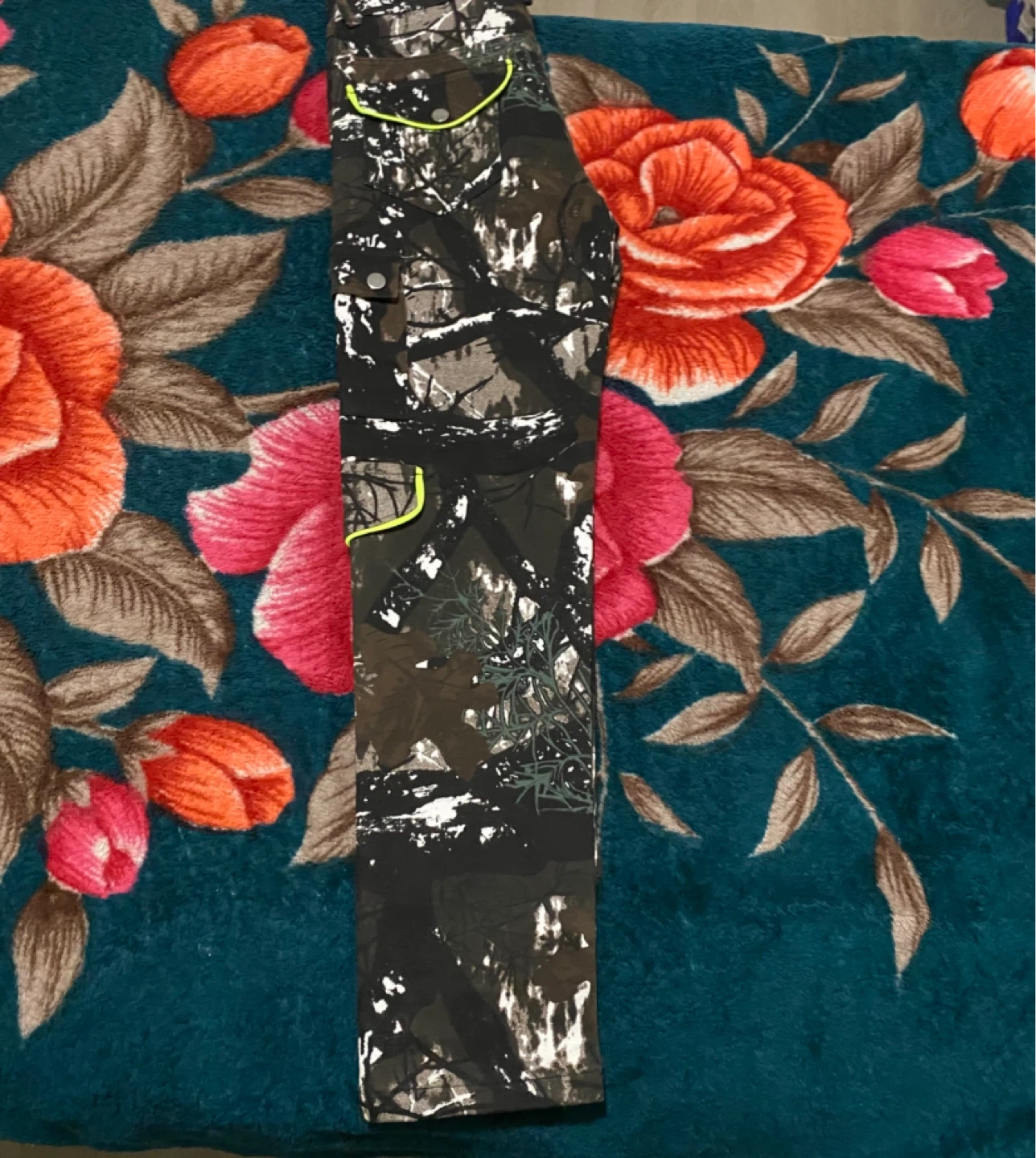 Camouflage Cargo Pants - photo 2