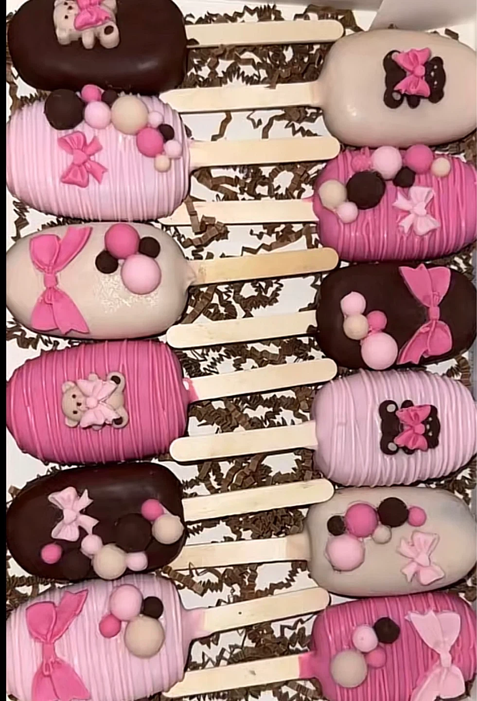 Set of 4 Blue Cake Pops with Bows and Marshmallows