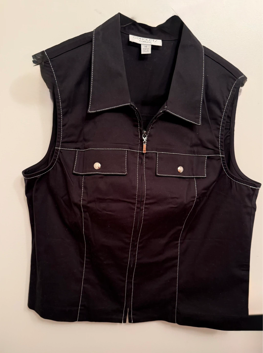 CONCEPTS ConradC Black Sleeveless Zip-Up Vest Size 14