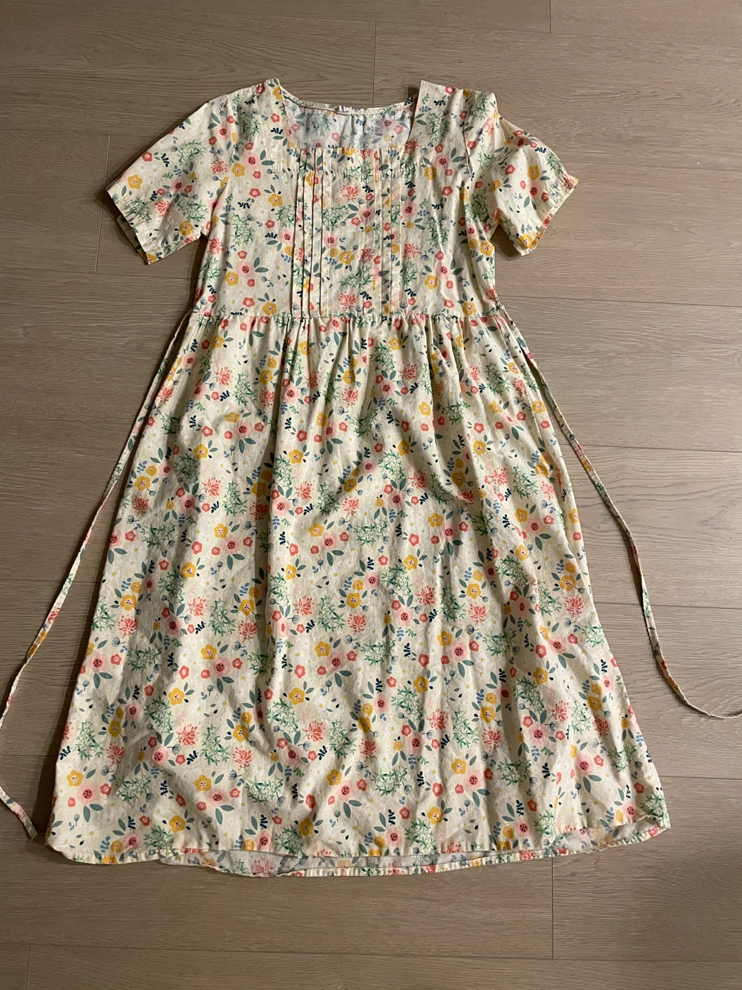 Floral Print Midi Dress with Tie Waist