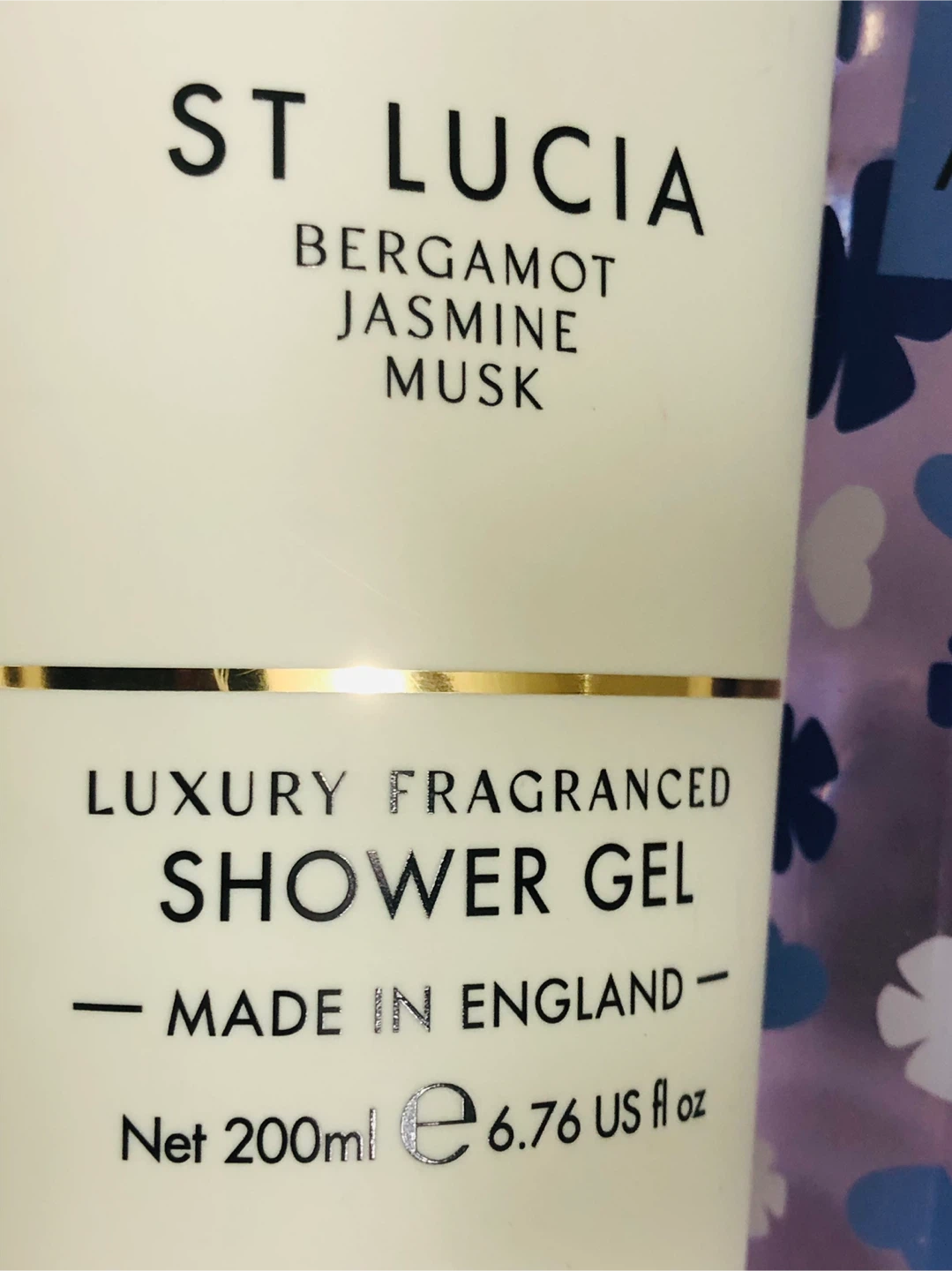 Bergamot Jasmine Shower Gel &  Addison Rae Fragrance Mist - photo 3