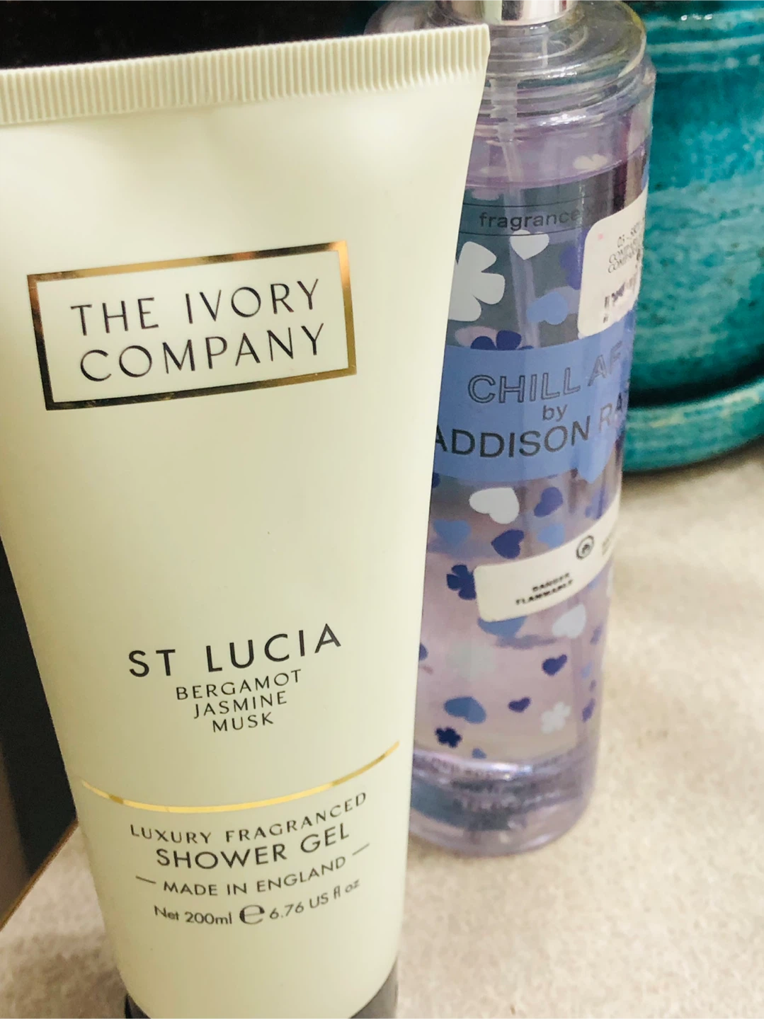 Bergamot Jasmine Shower Gel &  Addison Rae Fragrance Mist - photo 5
