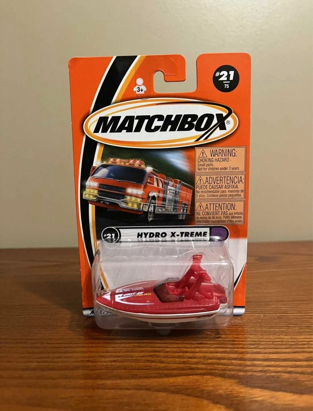 VINTAGE (2000-01) MATCHBOX HYDRO BOATS 1:64 SCALE DIECAST - photo 3