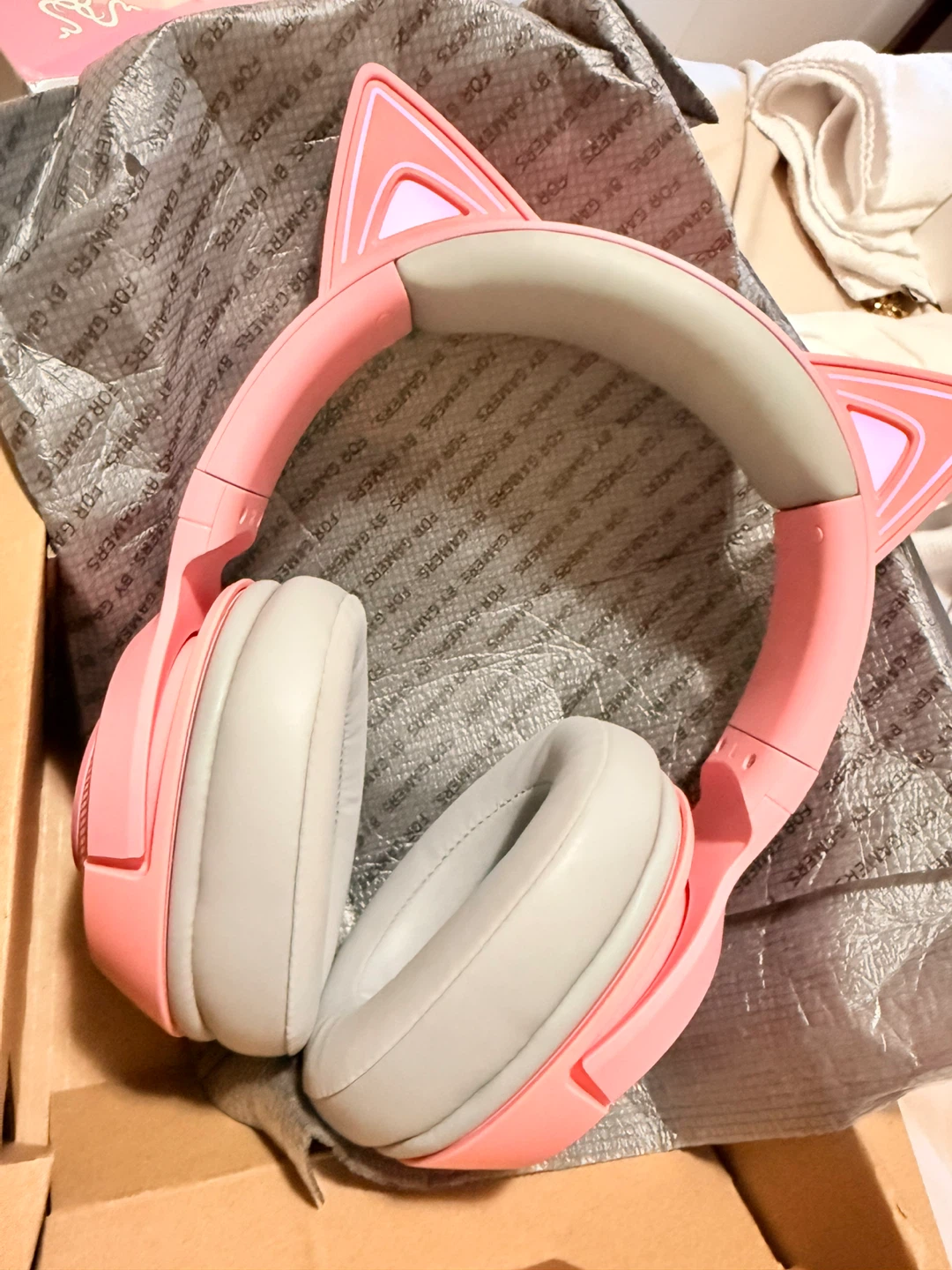 Razer Kraken BT Kitty Edition Wireless Headphones Pink - photo 3