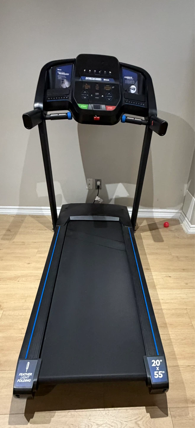 Horizon Fitness T701 Treadmill - photo 2