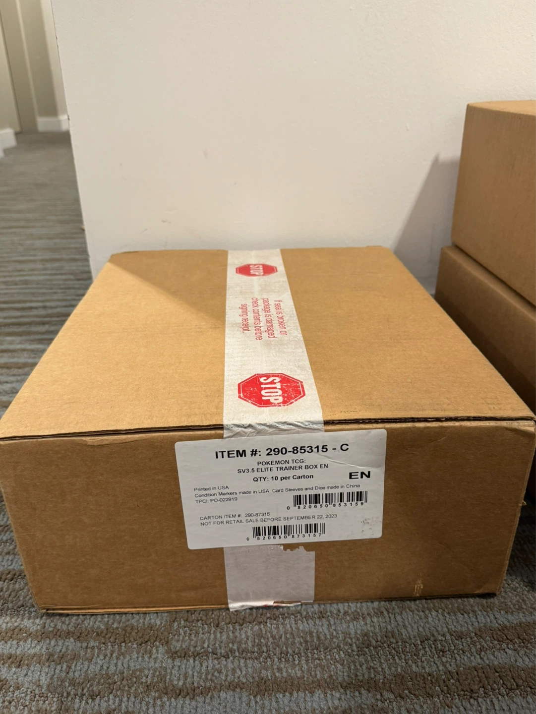 Pokemon 151 elite trainer box sealed case
