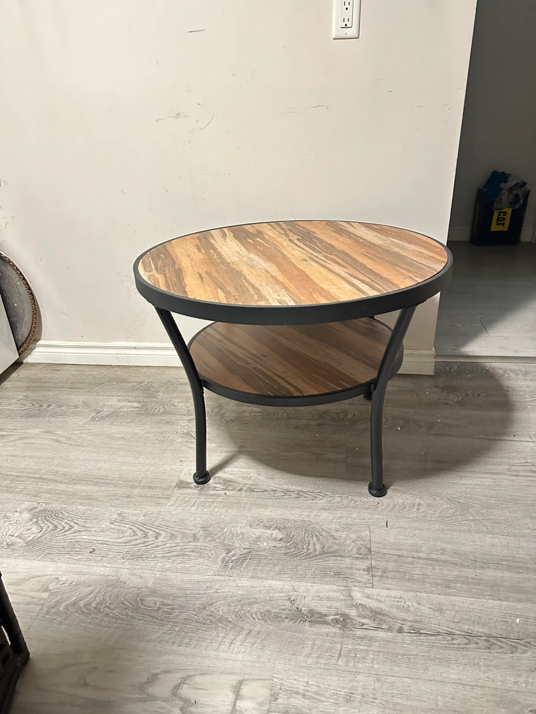 O&K FURNITURE Rustic Round Coffee Table - photo 3