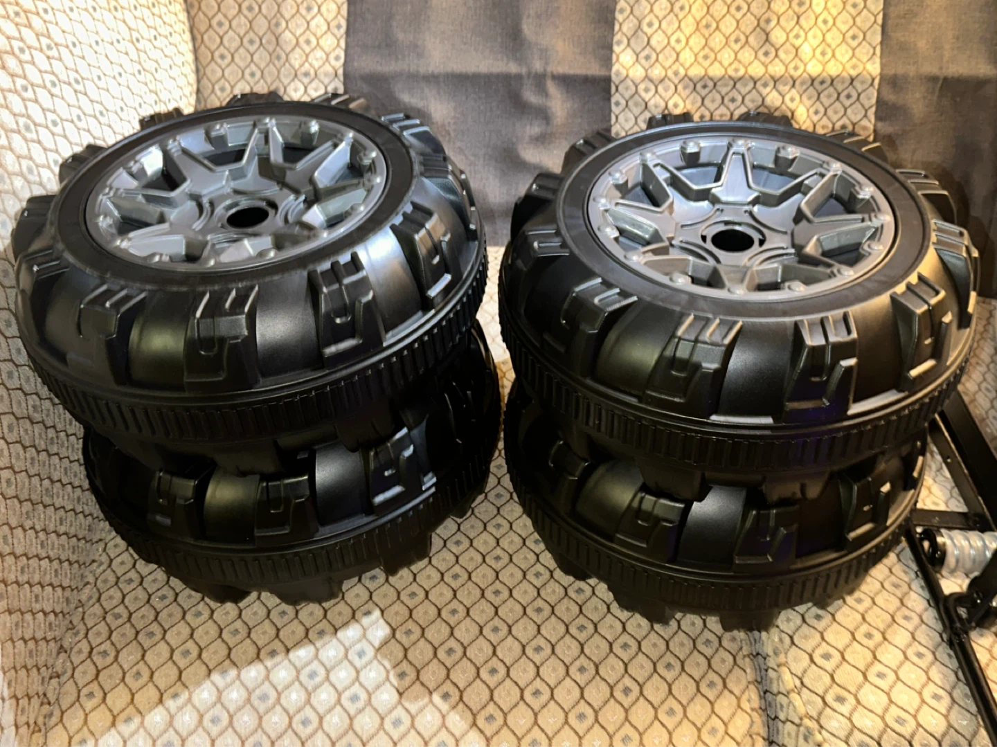 Kids Ride-On Toy Car Wheels Set