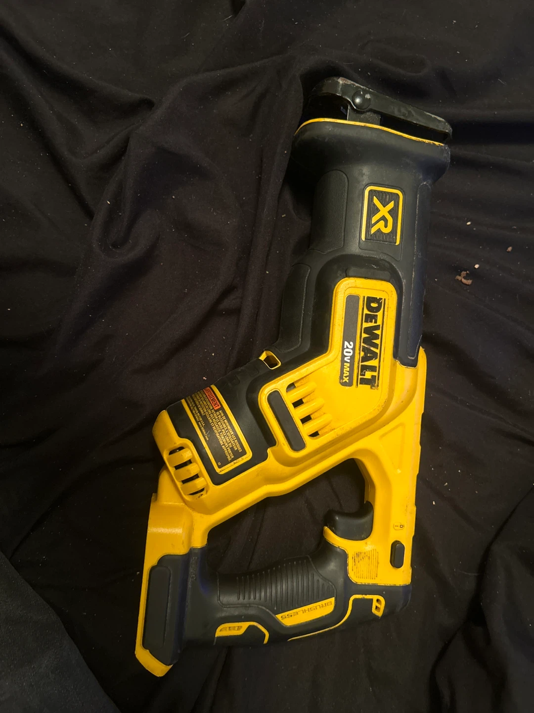DEWALT DCS557 20V MAX Cordless Brushless Reciprocating Saw