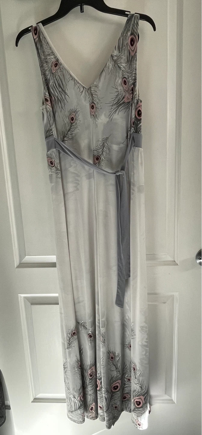 Women's Peacock Feather Maxi Dress size Medium - photo 3