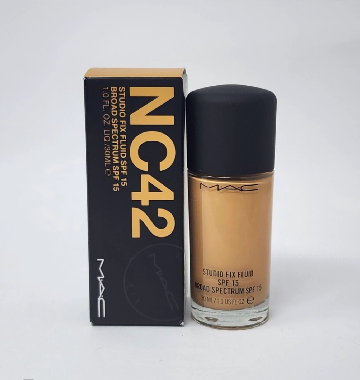 Mac Studio Fix liquid foundation and powder
