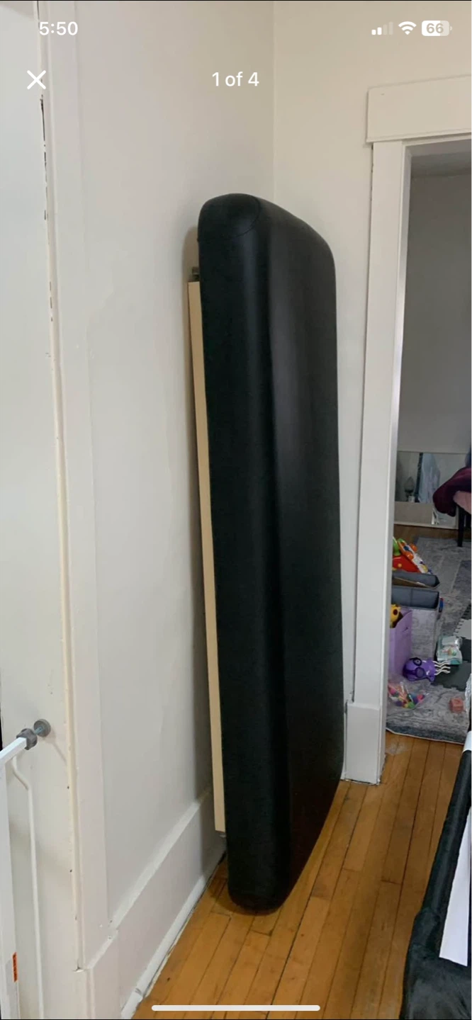 Cedar Massage / Esthetics / Lash Table