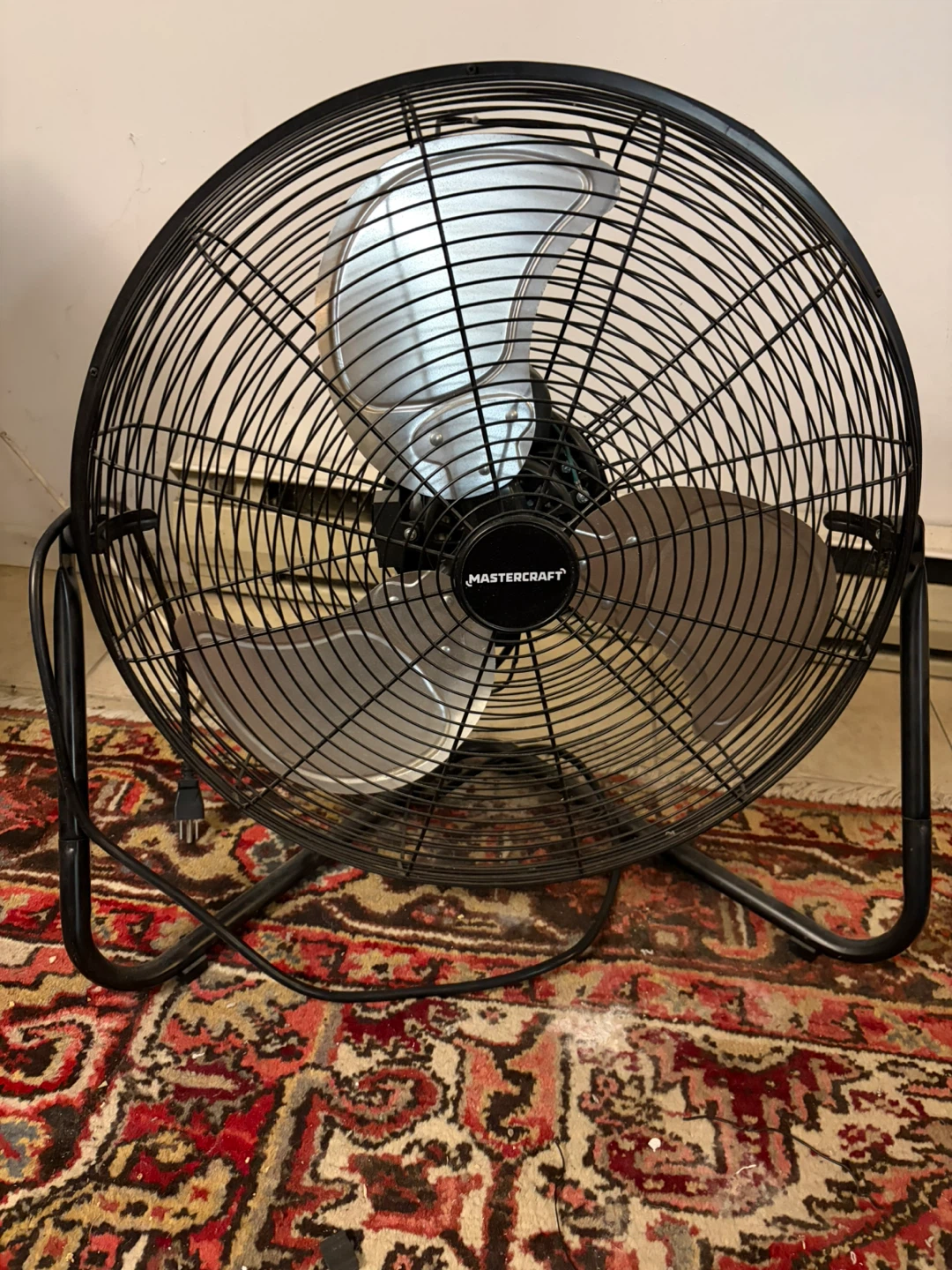 Mastercraft Vertical-Tilt Portable Floor Fan