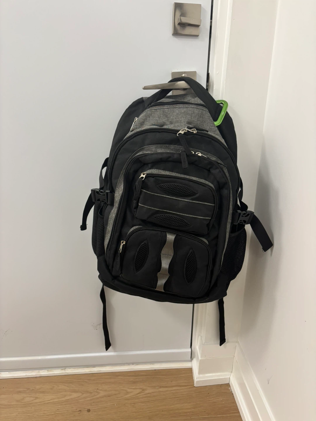 Grey and Black Backpack in good condition - photo 4